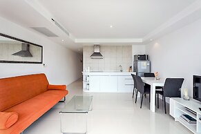 Kata Ocean View Condominium by Lofty