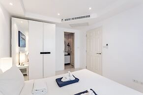 Kata Ocean View Condominium by Lofty