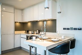 Oceanstone Resort by Lofty