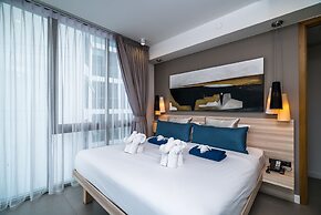 Oceanstone Resort by Lofty