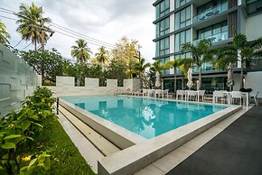 Oceanstone Resort by Lofty