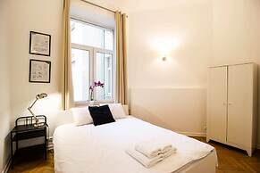 Kopernika Srodmiescie Apartment