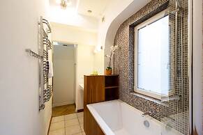 Kopernika Srodmiescie Apartment