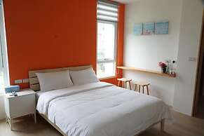 Meihua Lake Corner B&B