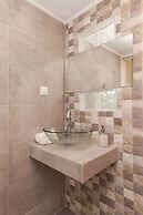 Acropoli's Luxury Apartment