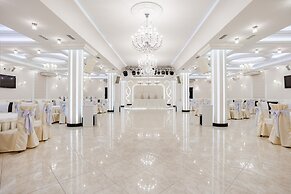 Sweet Hall Hotel