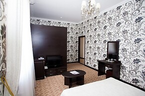 Sweet Hall Hotel