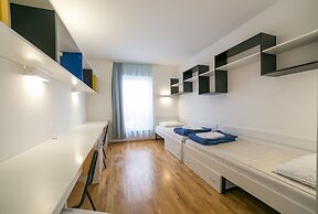 Rooms Dr. Franjo Tuđman - Hostel