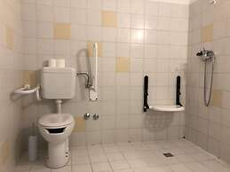 Rooms Dr. Franjo Tuđman - Hostel