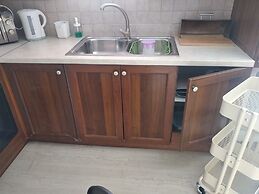 Cha Nanakas Village Inn