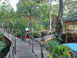 Mida Creek Nature Camp