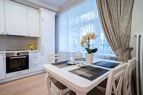 WINWINSTAY Art Nouveau Lumiere Residence