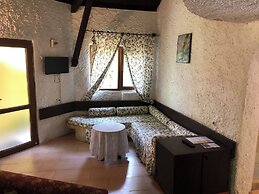 Polonezköy Country Club & Accommodation in the Wildlife Park