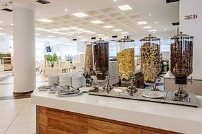 Caretta Beach Resort & Waterpark