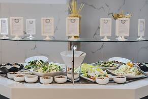 Caretta Beach Resort & Waterpark