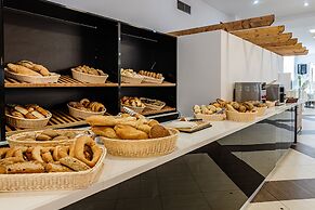 Caretta Beach Resort & Waterpark