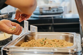 Caretta Beach Resort & Waterpark