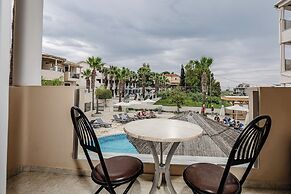 Caretta Beach Resort & Waterpark