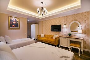 Legacy Hotel