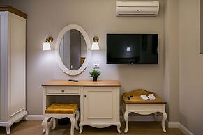 Legacy Hotel