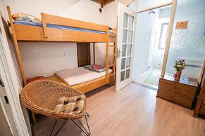 Cvet gora - Camping, Glamping and Accomodations - Hostel