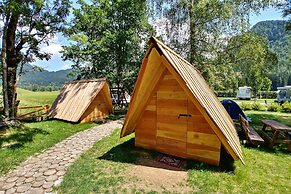 Cvet gora - Camping, Glamping and Accomodations - Hostel