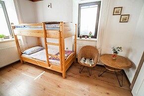 Cvet gora - Camping, Glamping and Accomodations - Hostel