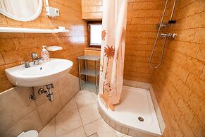 Farm Stay Zagar