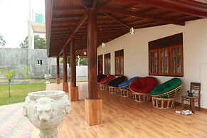 Mamas Palace Hiriketiya