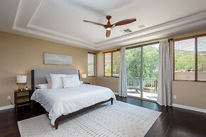 Casa Hermosa 4 Bedroom Home by Redawning