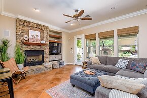 Casa Hermosa 4 Bedroom Home by Redawning