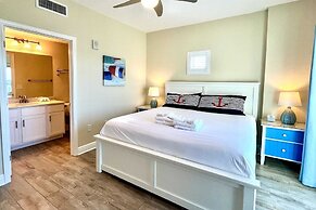 Crystal Tower 1109 2 Bedroom Condo by RedAwning