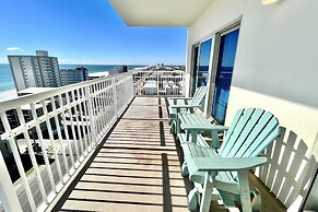 Crystal Tower 1109 2 Bedroom Condo by RedAwning