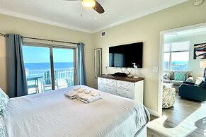 Crystal Tower 1109 2 Bedroom Condo by RedAwning