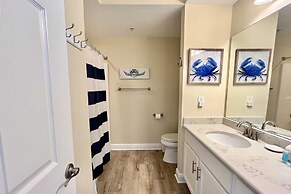 Crystal Tower 1109 2 Bedroom Condo by RedAwning