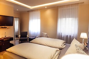 Hotel & Restaurant Peking
