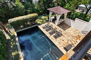 4211 Eleventh Street by Hodnett Cooper