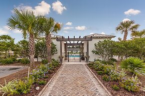 601 Mariners Circle by Hodnett Cooper