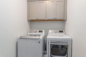 601 Mariners Circle by Hodnett Cooper