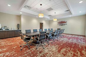 Best Western Plus Lakeview Hotel