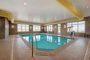 Best Western Plus Lakeview Hotel