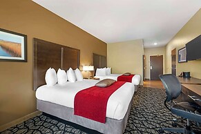 Best Western Plus Lakeview Hotel