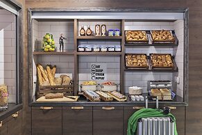 Moxy Lausanne City