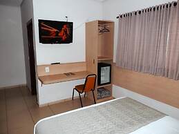 Hotel Líder