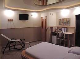 America Motel - Adults Only