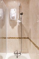 Velvet 2-bedroom Apartment Clock House - Hoddesdon