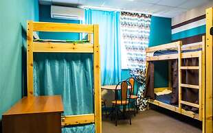 V Pitere Zhit Hostel