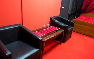 V Pitere Zhit Hostel