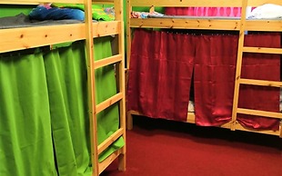 V Pitere Zhit Hostel