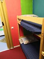 V Pitere Zhit Hostel